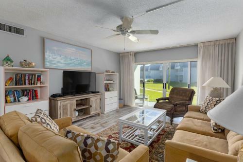 Apartamento 114 Surfside Home