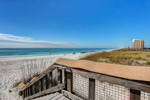 Gulf Island Condos Unit 321