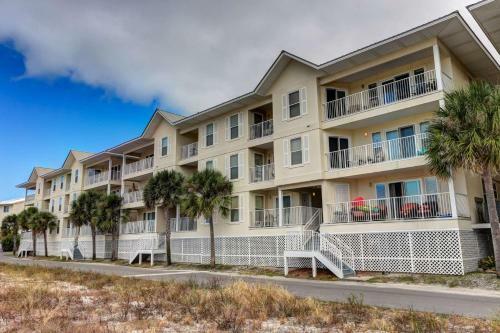 Gulf Island Condos Unit 321