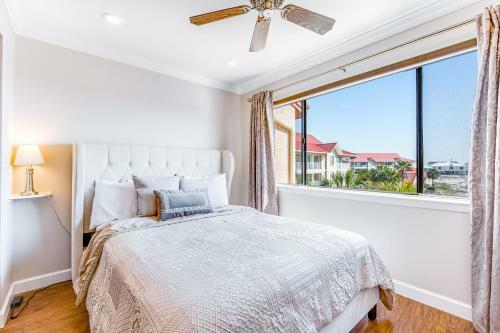 Sunset Harbour Palms 1
