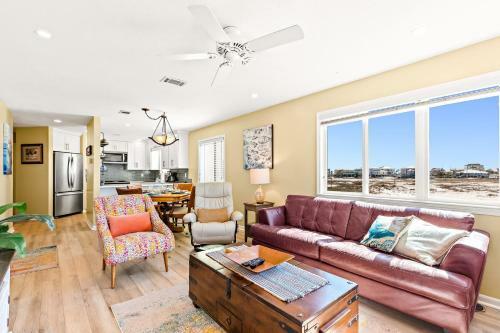 Sunset Harbour Palms 1