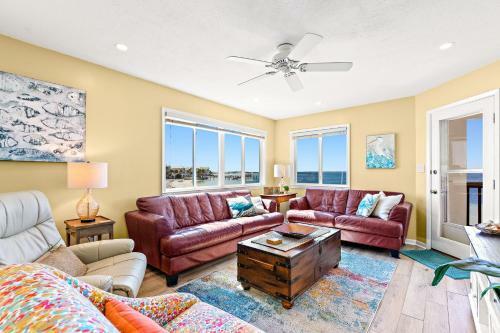 Sunset Harbour Palms 1