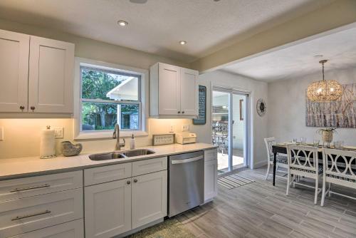 Renovated Home - Steps To New Smyrna Beach!