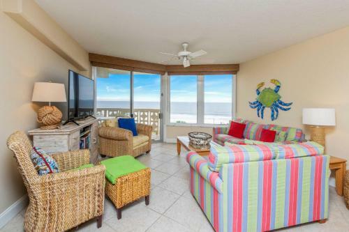 Apartamento Beachfront New Smyrna Condo With Ocean Views And Pool!