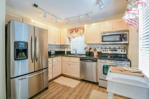 1800 Hill Street - Ocean View By Ocean Properties