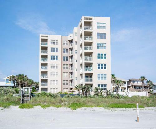 Palm House By Ocean Properties