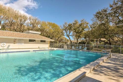 Apartamento Coastal New Smyrna Beach Condo With Pool Access