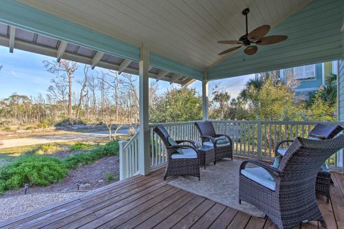 Quaint Family Retreat With Bbq, Steps To Beach!