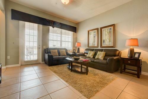 Lakeview Executive Penthouse