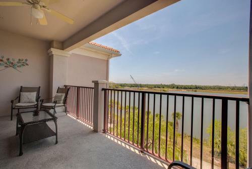 Lakeview Executive Penthouse