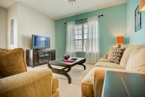 Lakeview Palms