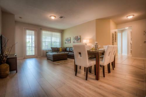 Tropicana Lakeview