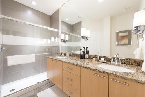Villa Beautiful 3 Bedroom Suites, 20 Min From Disney