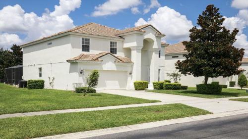 6br Windsor Hills Villa
