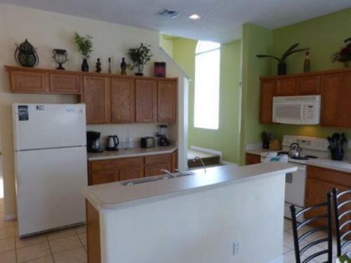 Contemporary 6 Bedroom 4 Bath Villa In Glenbrook Resort