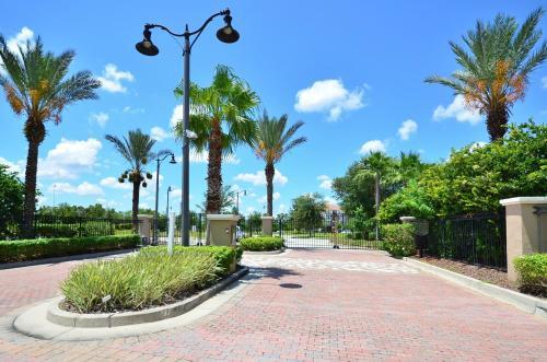 Apartamento Spring Lakeview Condo