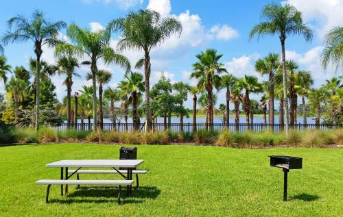 Breakview Getaway