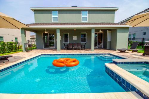 Encore Resort 8 Bedroom Vacation Home With Pool (2104)