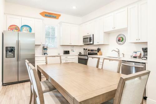 Margaritaville Cottages Orlando By Rentyl