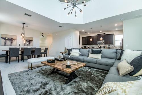 4740 Sleepy Hollow Drive Villa #221611 Villa