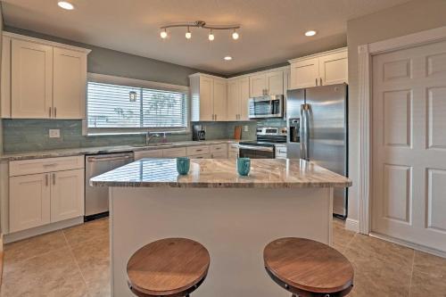 Ormond Beach House With Pool - 5 Miles To Daytona!