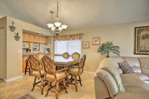 Charming Palm Beach Gardens Home In Pga National!