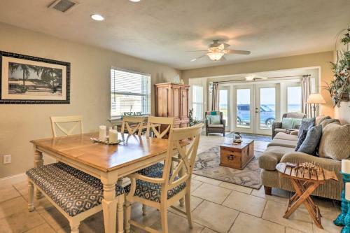 Home With Ocean View And Kayaks, 50-yards To Ormond Beach