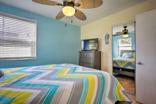 Ormond Beach Bungalow With Patio And Sun Room!