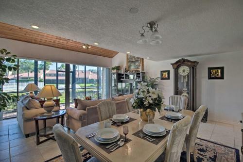 Relaxing Palm Beach Getaway With Pool Access