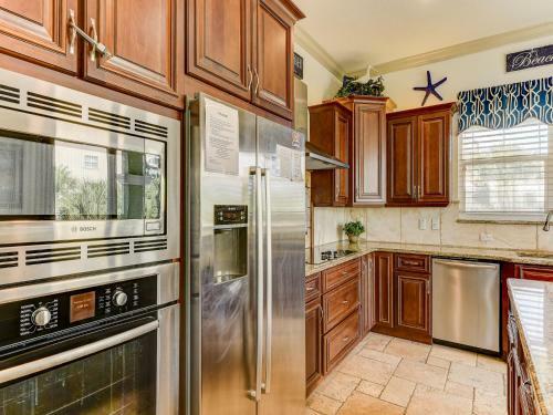 Dancing Dolphin, 6 Bedrooms, Sleeps 14, Cinnamon Beach, Private Pool