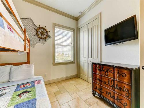 Dancing Dolphin, 6 Bedrooms, Sleeps 14, Cinnamon Beach, Private Pool