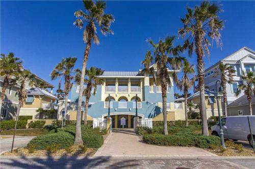 Dancing Dolphin, 6 Bedrooms, Sleeps 14, Cinnamon Beach, Private Pool
