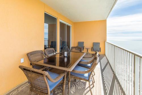 Treasure Island 2109