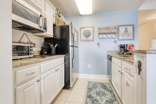 Carillon Beach Inn