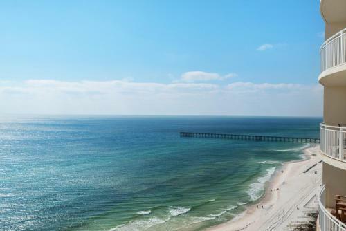 1901 - 3 Bedroom 3 Bath. Fully Renovated! Free Beach Chairs!