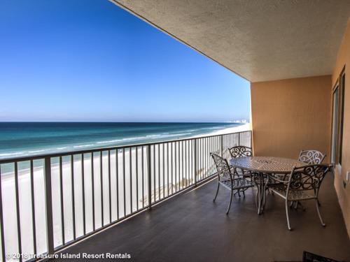 Treasure Island 0404