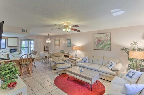 Resort Townhome W/patio - 0.3 Miles To Beach!