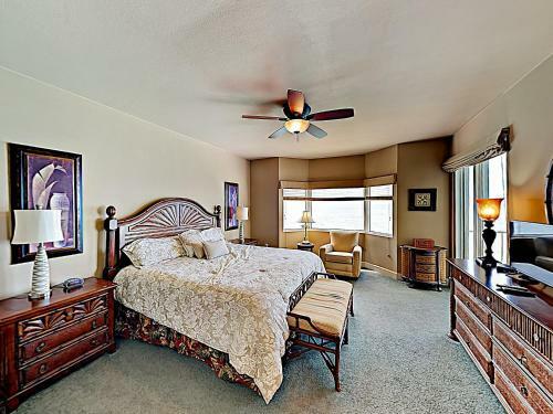 Apartamento New Listing! Gulf-front Condo With Epic Views, Pools Condo