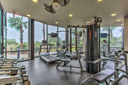 Apartamento Ornate Resort Condo With Pool Access, Water View