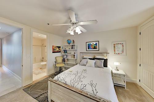 Apartamento Stunning All-suite Getaway With Pool, Private Beach Condo