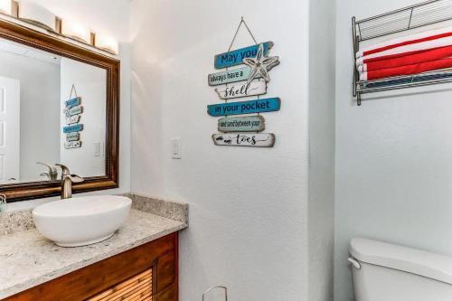 Newly Renovate Beachfront Beauty By Gulf Life