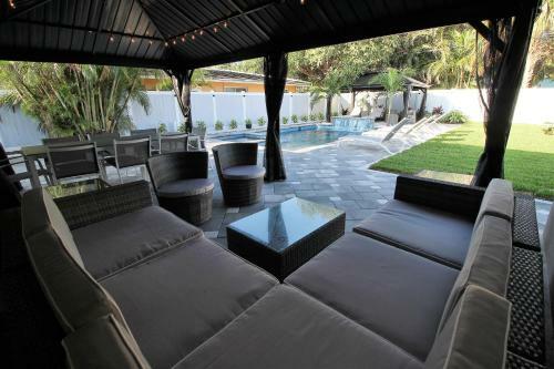 Hibiscus Ocean Villa
