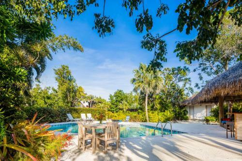 Pelico Palms - Villa