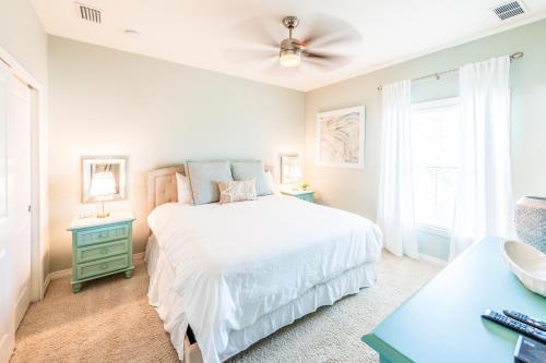 Anchors Up - Lost Key Golf & Beach Club