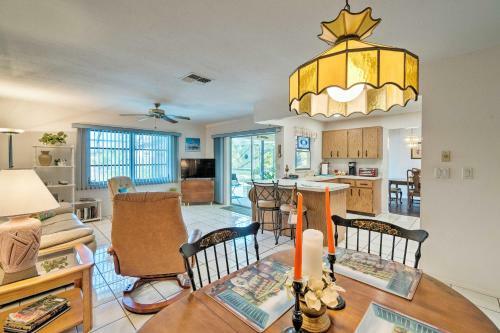 Port Charlotte Home With Screened Pool And Patio!