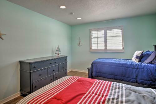 Riviera Beach Home With Private Pool-1 Min To Coast!