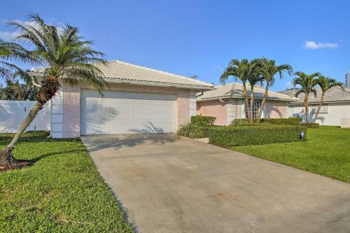 Riviera Beach Home With Private Pool-1 Min To Coast!