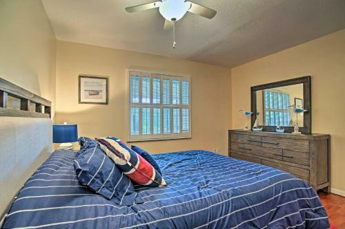 Riviera Beach Home With Pool - Walk To Beach!