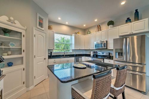 Port Charlotte Canalfront Home With Pool And Dry Bar!