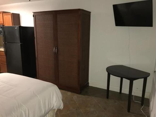Hotel Open Waters Resort